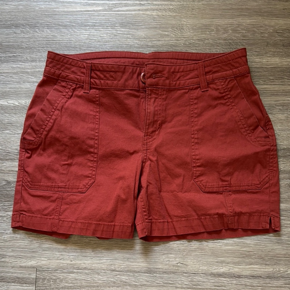 Prana Red Cargo Shorts with Classic Design
